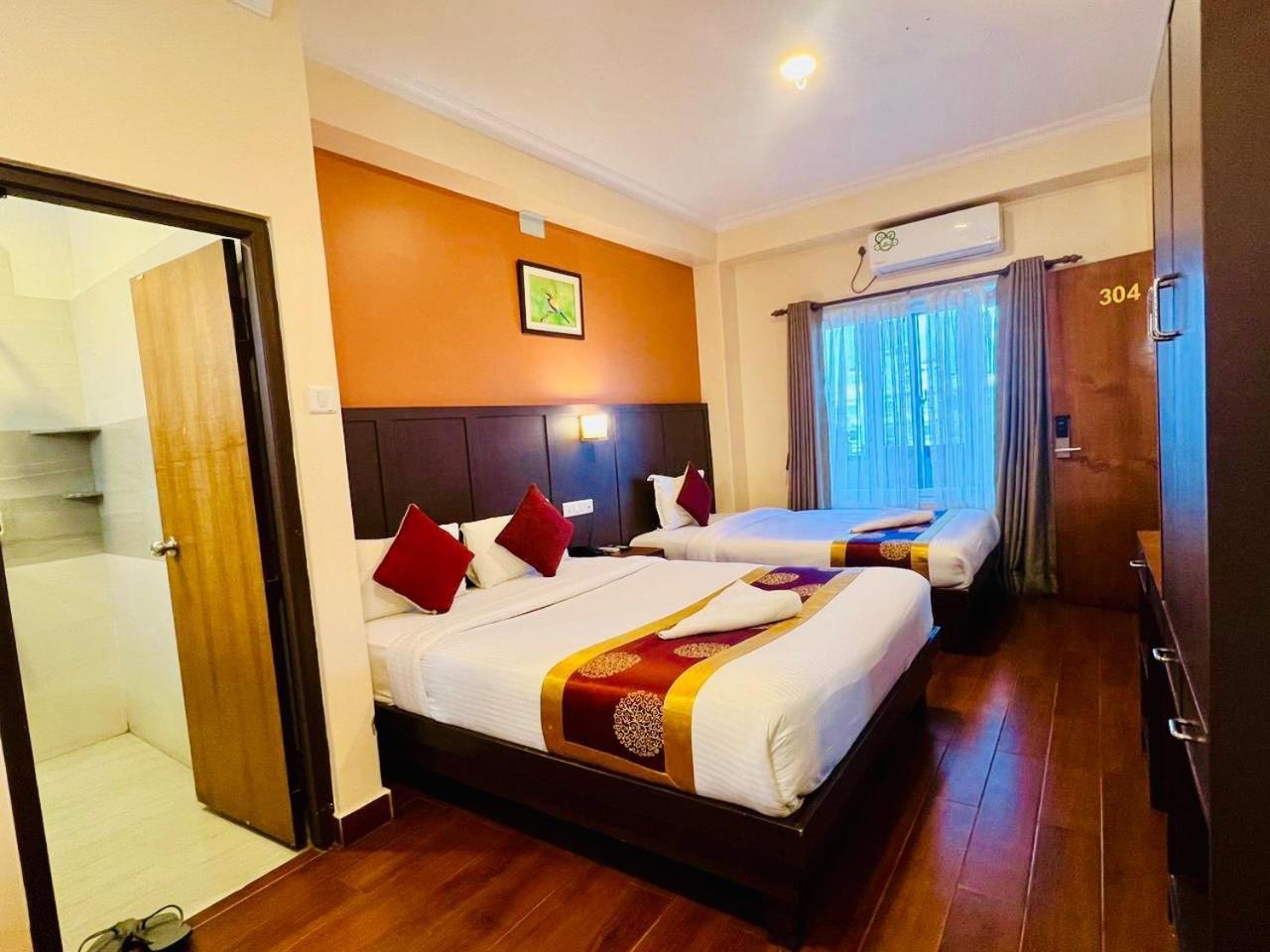 Hotel Eco Tree Pokhara Ngoại thất bức ảnh